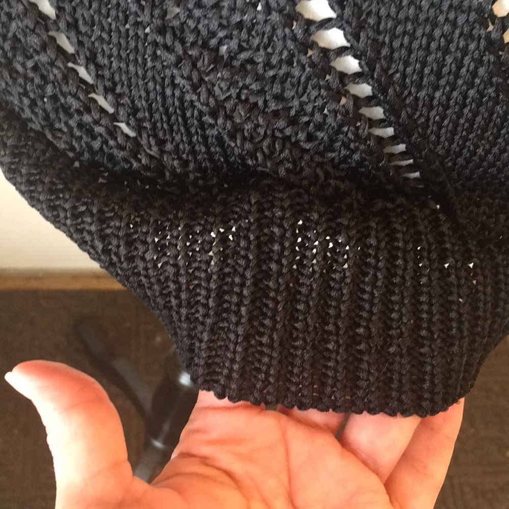 WHBM black pullover knitted top/sweater size medium - Picture 5 of 13